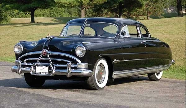 1951 1954 Hudson Hornet.jpg