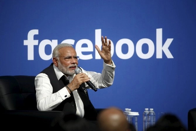 4.17 crore followers get in modis Facebook profile page