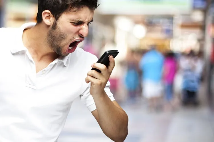 Call-Drop-Issue-Telecom-Company-Penalty-For-10-Lacks