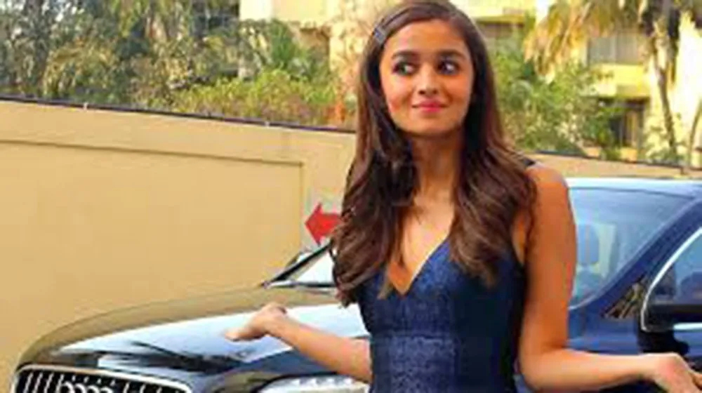 Alia Bhatt Bought A Luxury Car Of Rs 2 Crore