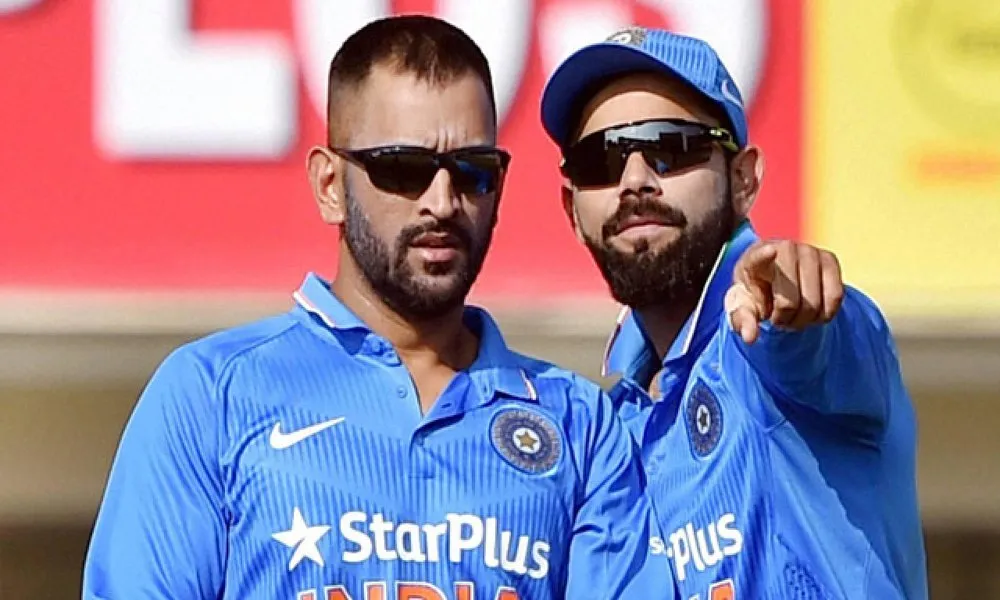 536167 Dhoni And Kohli Pti123 Crop