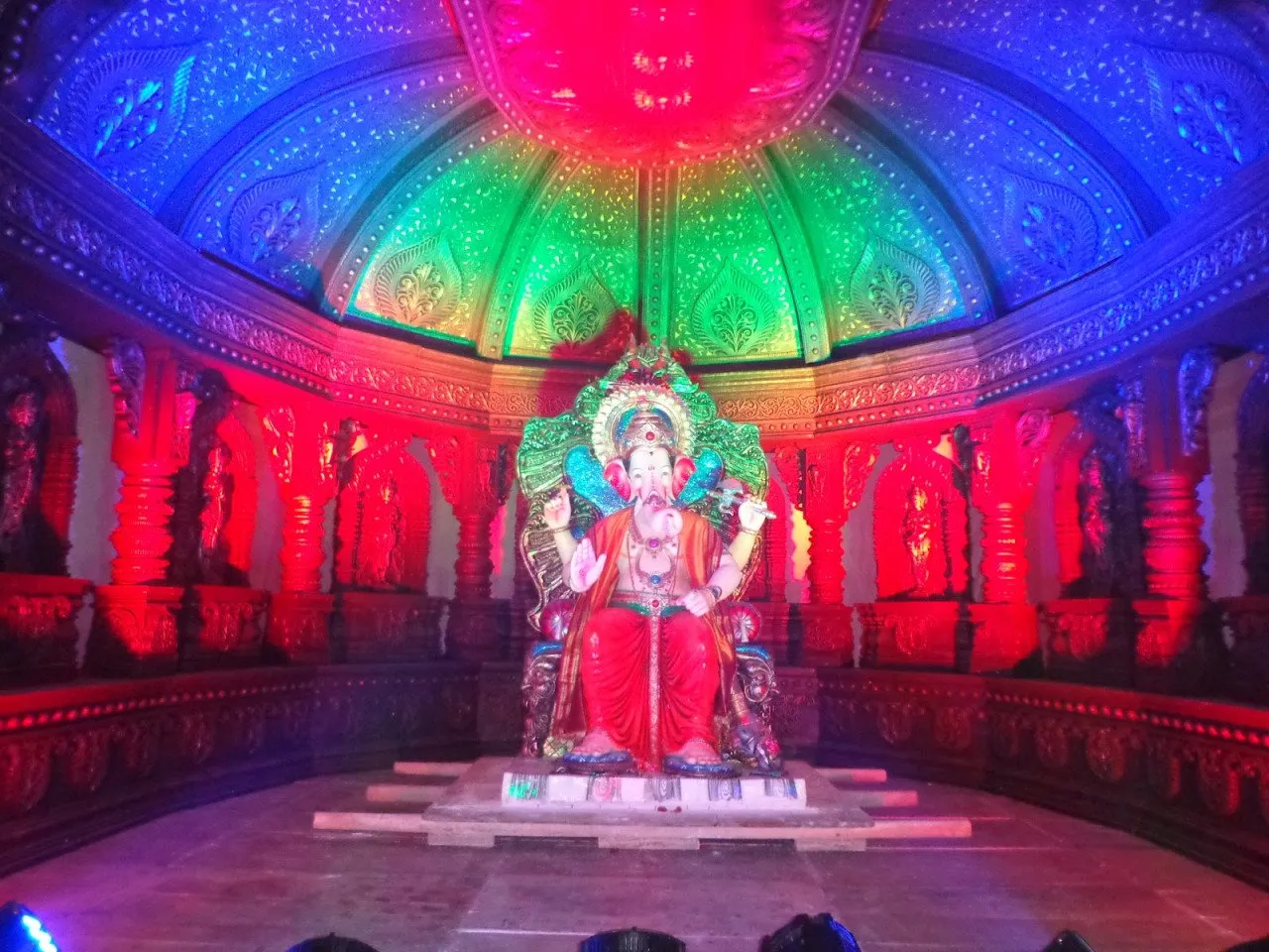 Welcome Lord Shri Ganesha With Unique Decorations