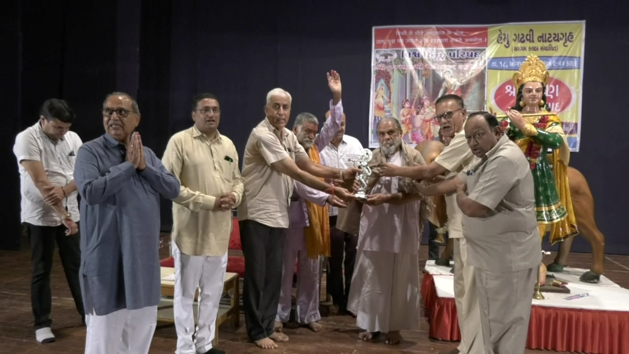 vishwa-hindu-parishad-organizes-krishnaswad-program-in-preparation-for-the-procession