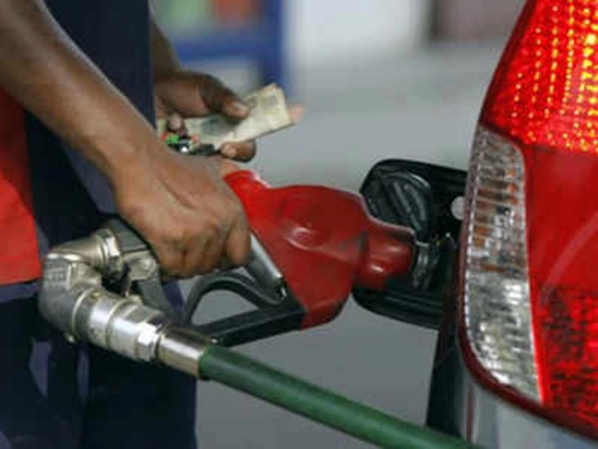 Government eases rules for setting up petrol pumps allows n ...JPG.jpg