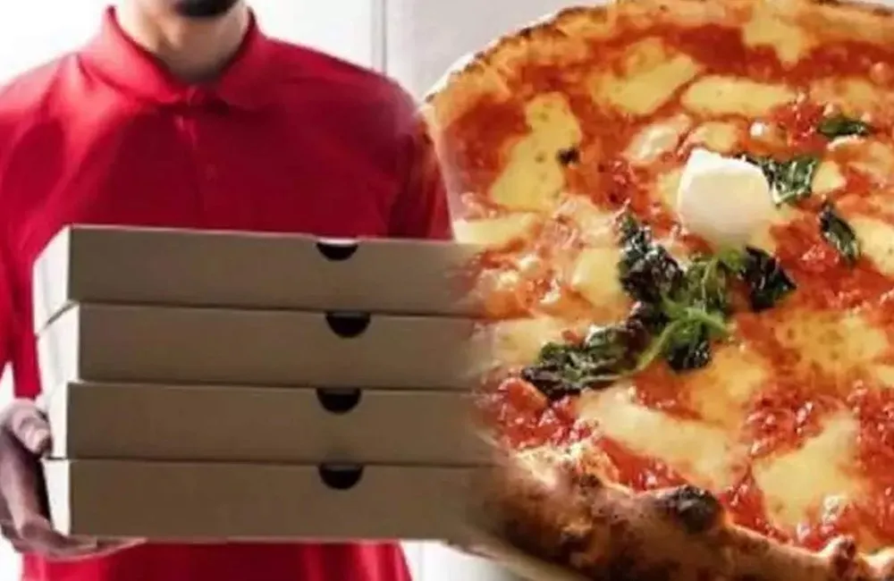 72 South Delhi Families Told To Self Quarantine After Pizza Delivery Boy Tests Positive.jpg