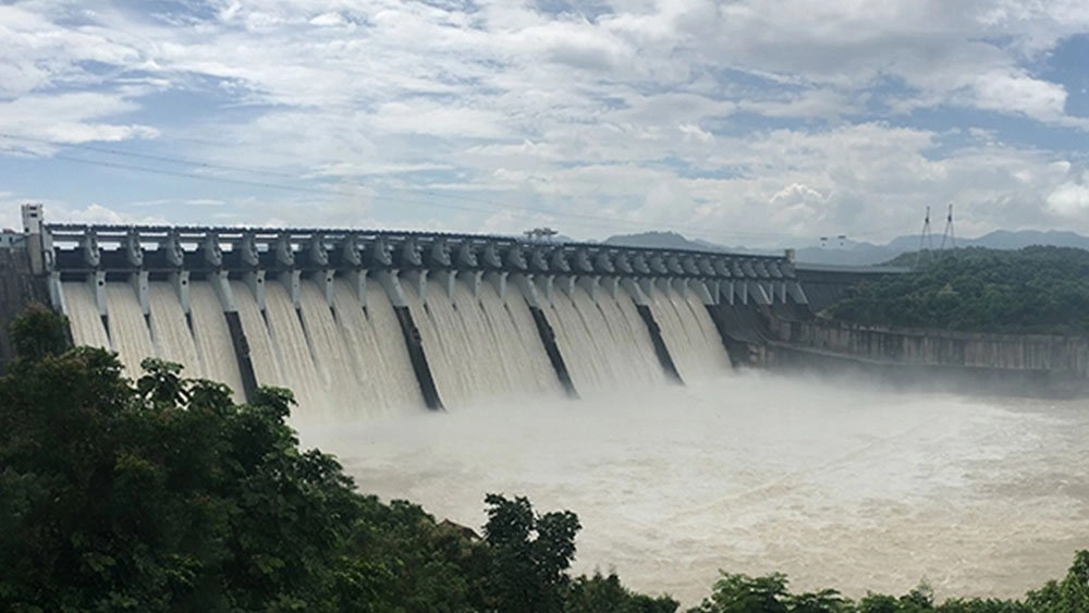 NARMADA DAM.jpg