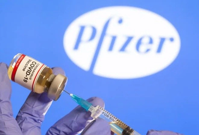 Pfizer vaccine 01.jpg