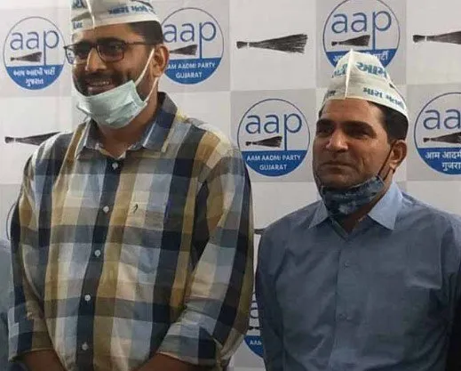 Ishudan Gadhvi And Gopal Italiya