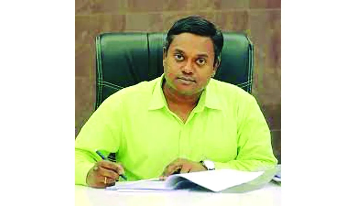 Rajkot Collector Mahesh Babu.jpg