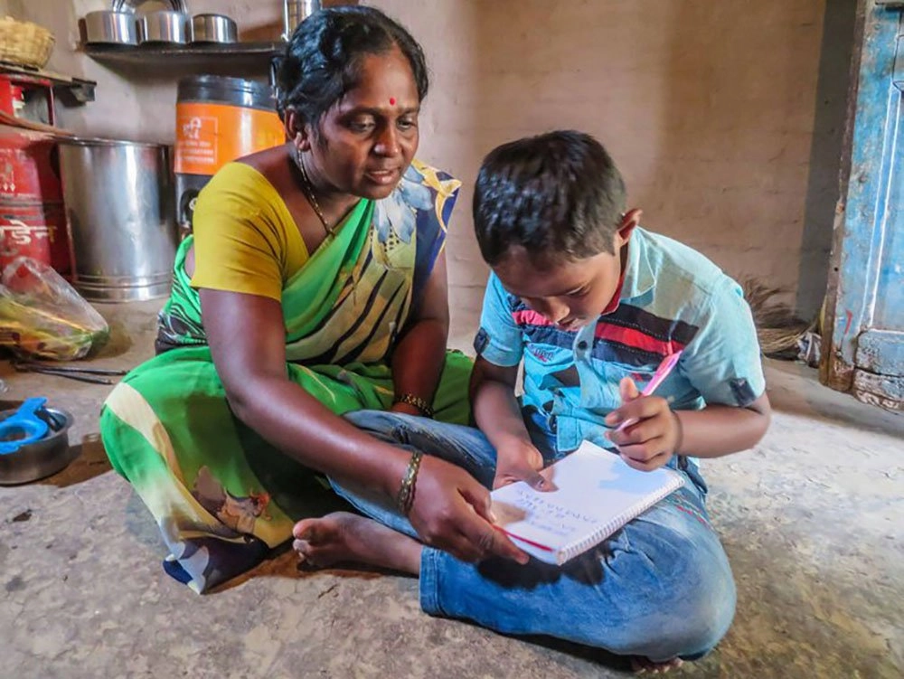 Education Child Parents 3.Jpg