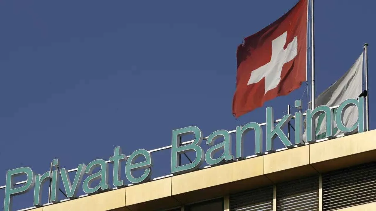 Bank.jpg