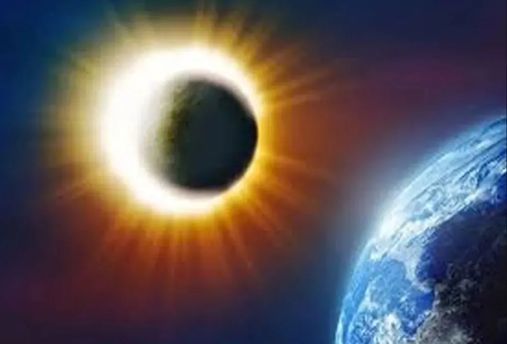Eclips.jpg
