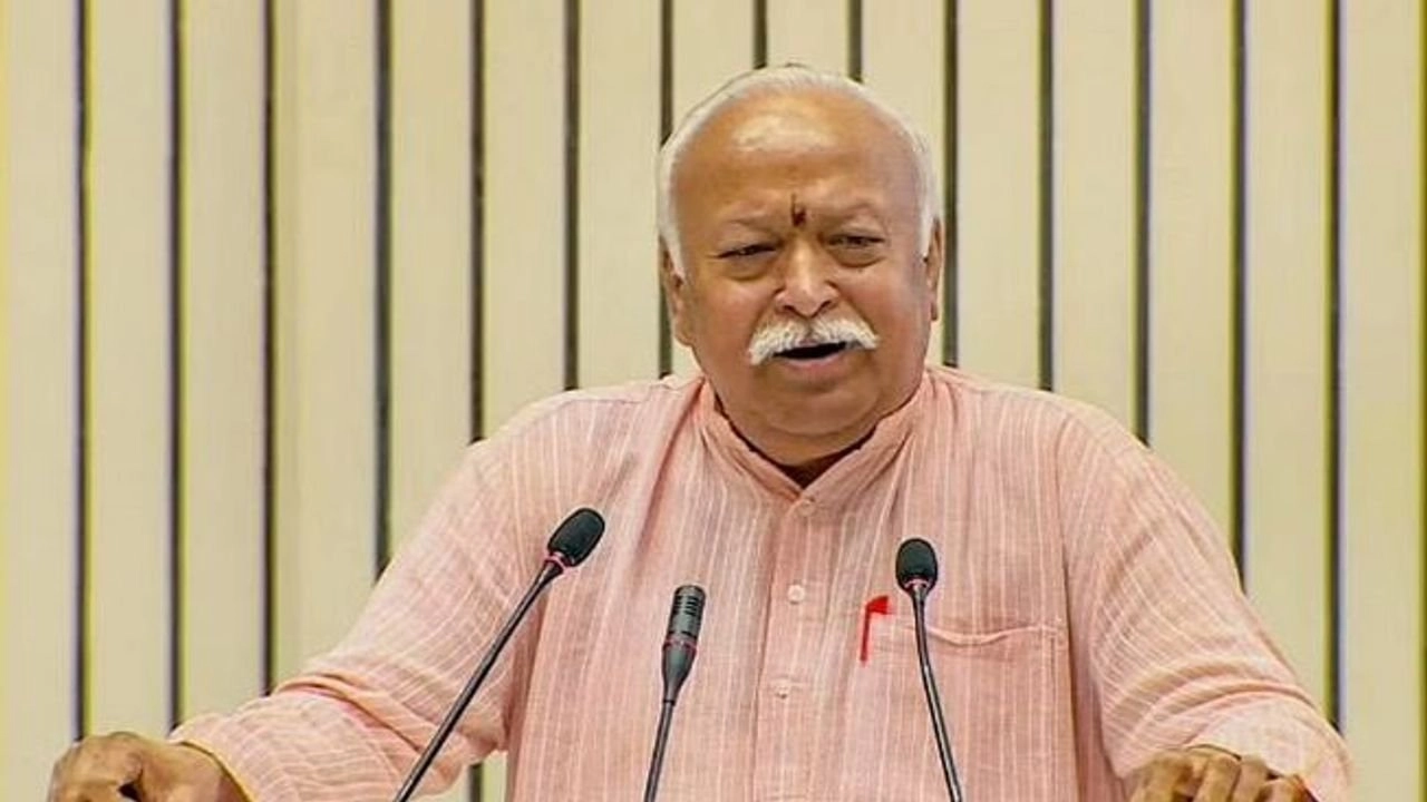 Mohan BHagwat 1.jpg