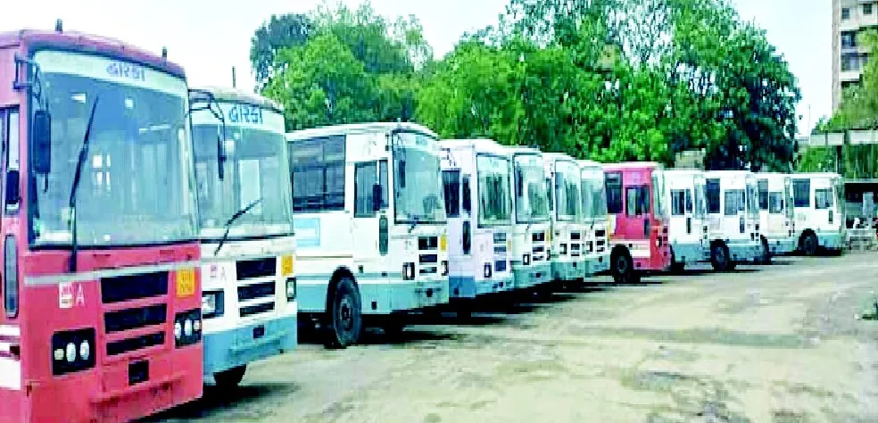 St Bus.jpg