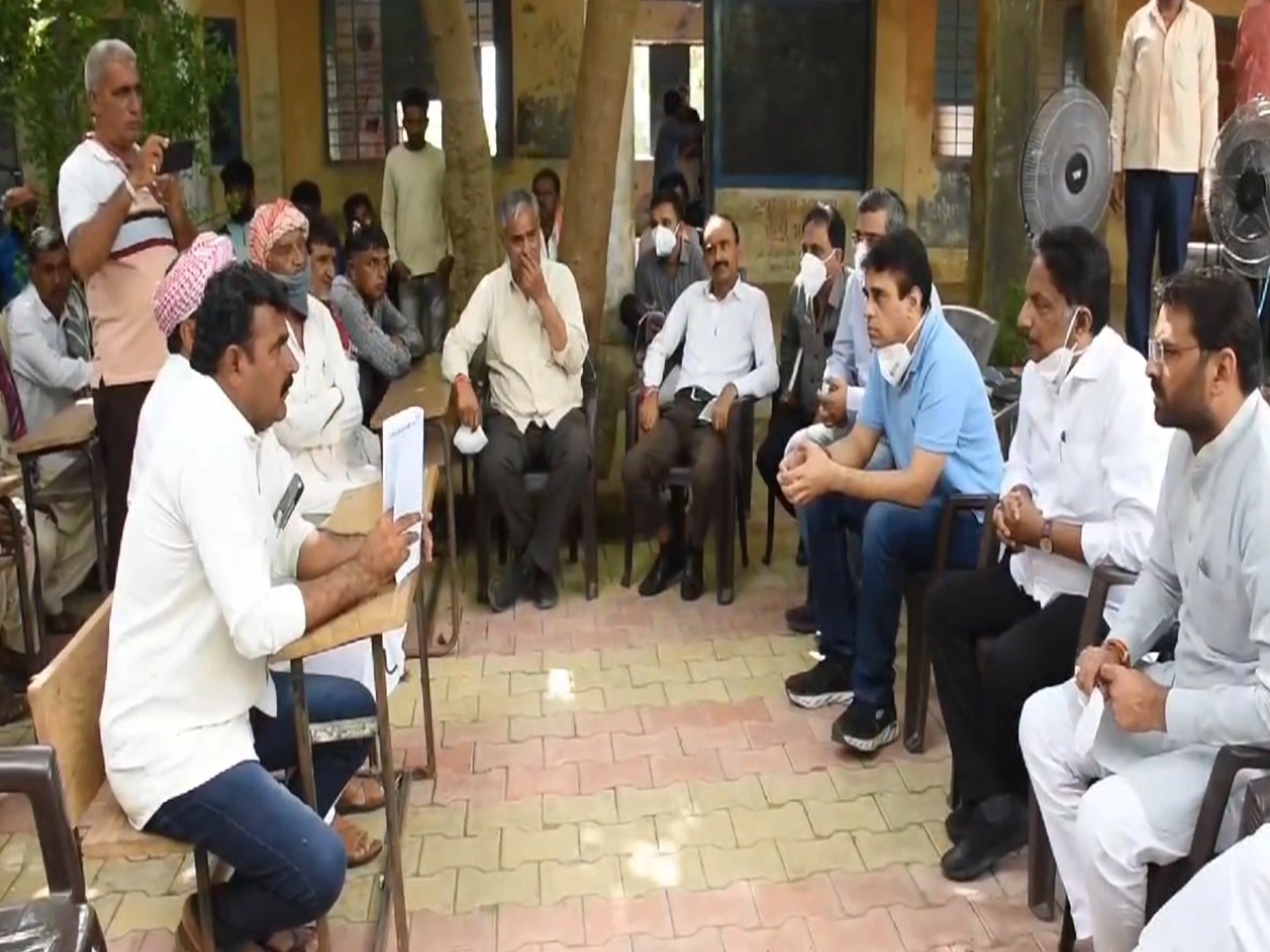 Following Rahul Gandhi's inexcusable statement on the reservation issue, the Kutch district BJP staged a dharna